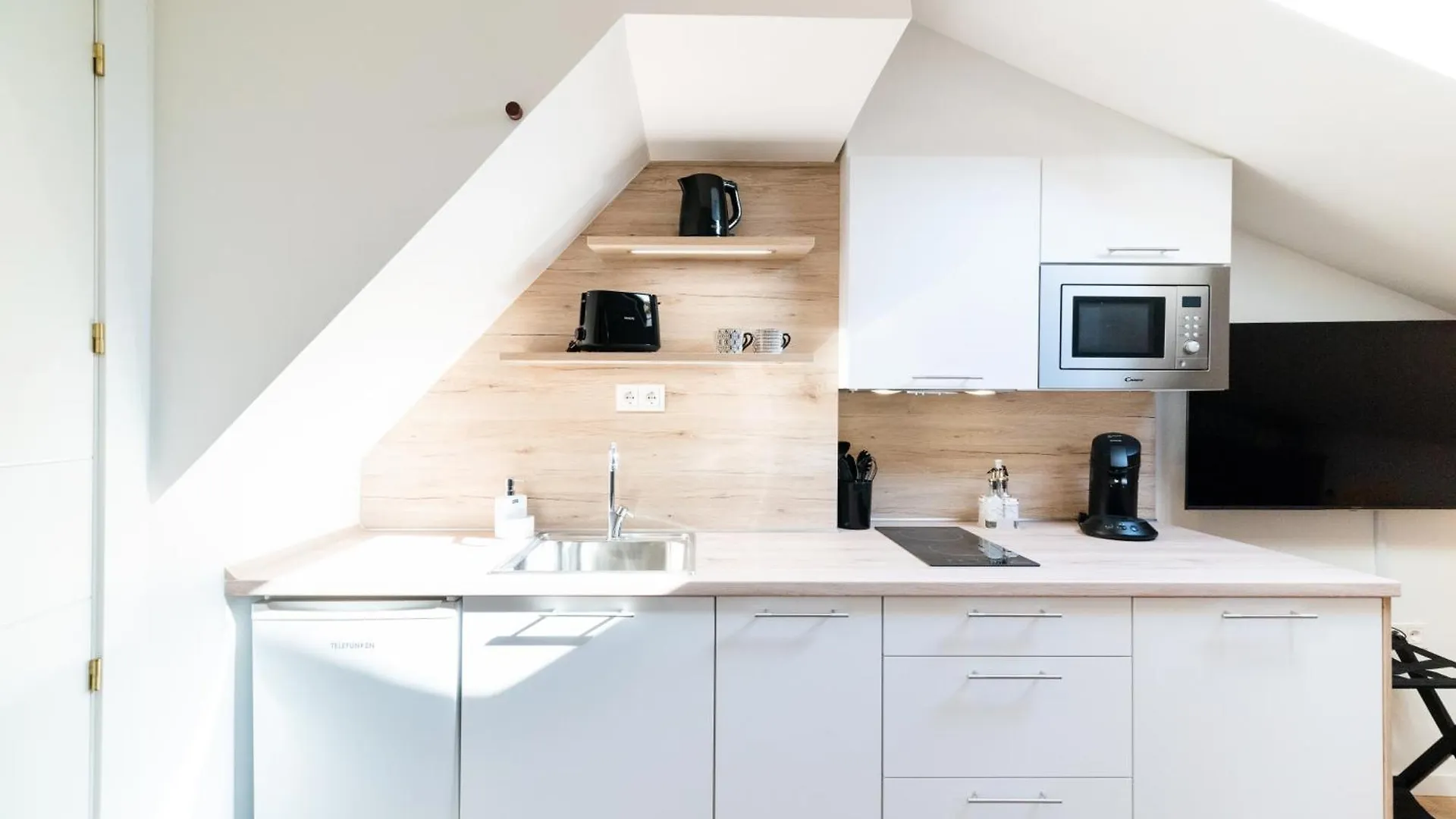 Bibrambla Suites Granada Apartment